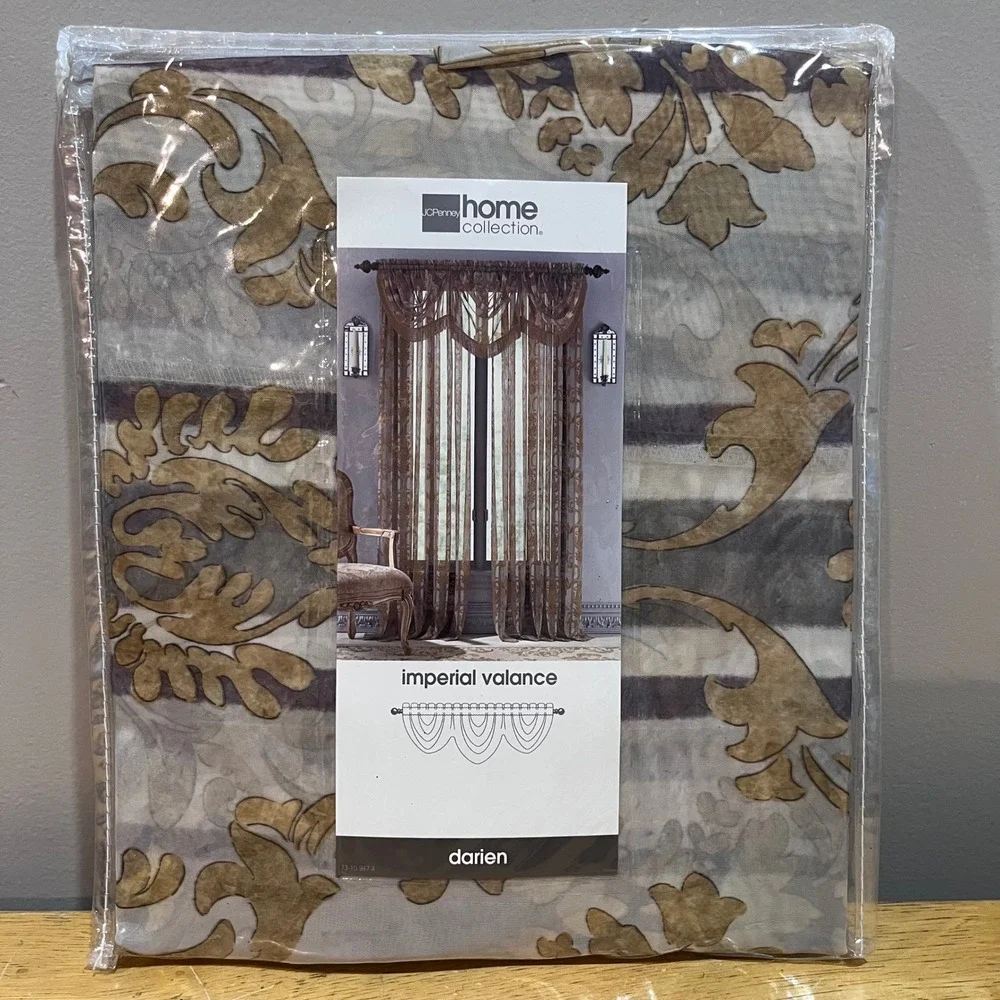 NWT JCPenney Home Darien Imperial‎ Valance 85x32 Silver Gold Damask Traditional